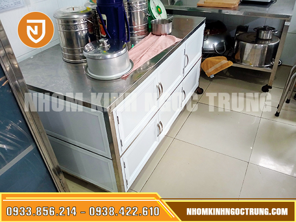 cua bep alu cho bep an