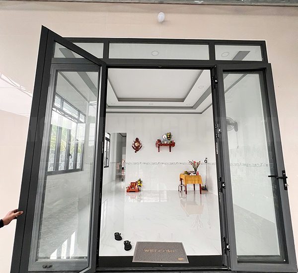 cua chinh 4 canh nhom xingfa