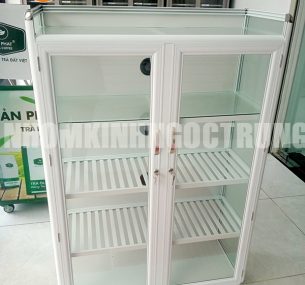 tu chen ngang 1m co khoa